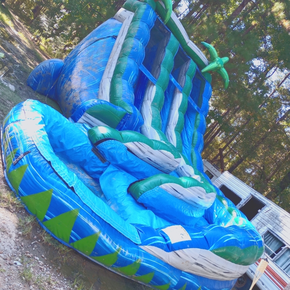 Inflatable Waterslide